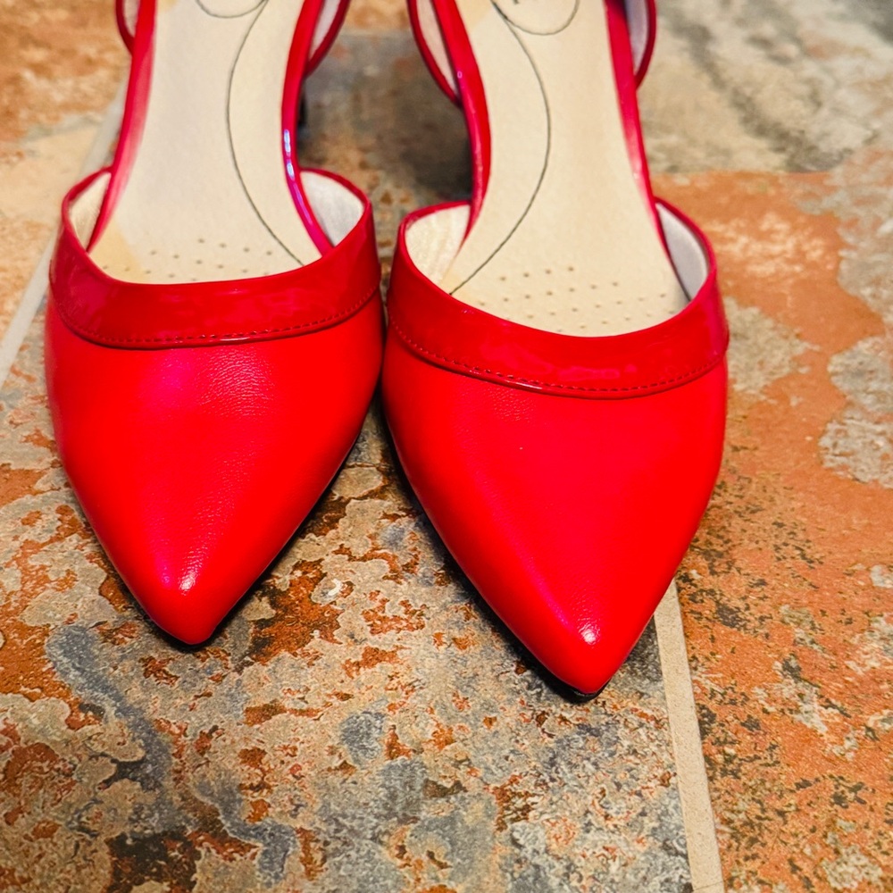 🌹NWOB!!! Festive Life Stride Red Patent Heels Classic Stiletto D’Orsay Pumps! - Picture 7 of 16